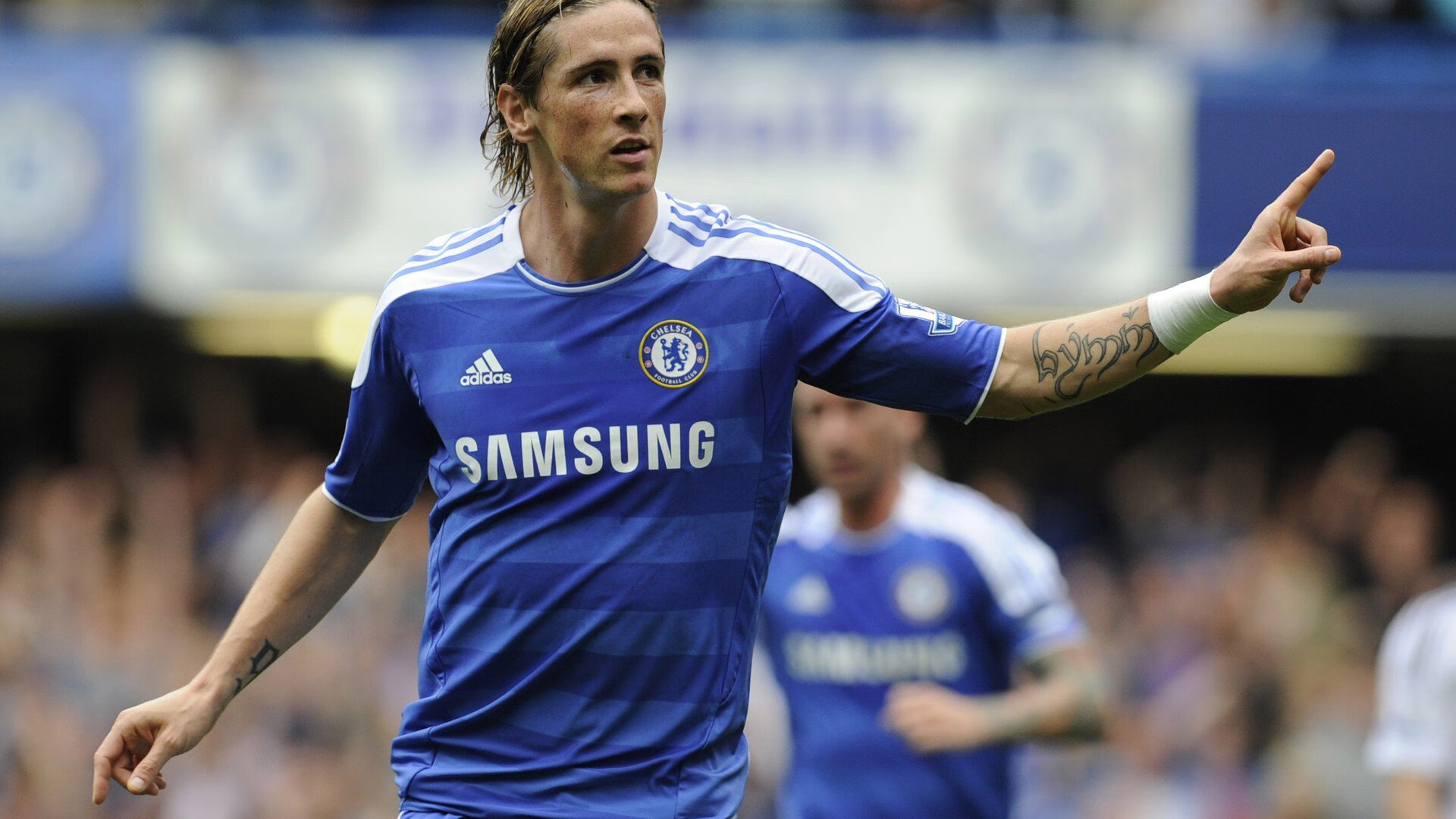 沙尔克队主帅戴维斯力求提升球队排名，沙尔克转会